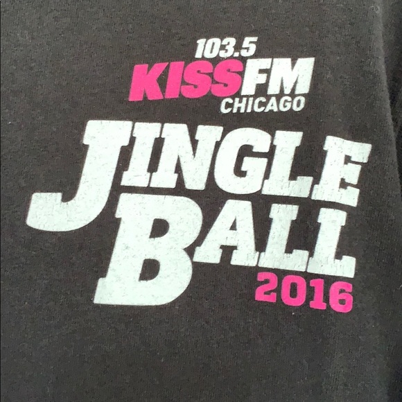 Chicago 2016 Jingle Ball t-shirt - Picture 2 of 4